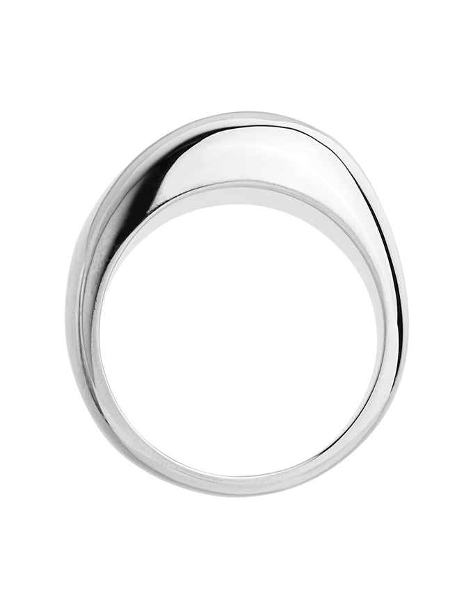The luxurious Panorama Silver Domed Ring, from Najo.