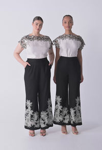 Eleanor Embroidery Detail Top