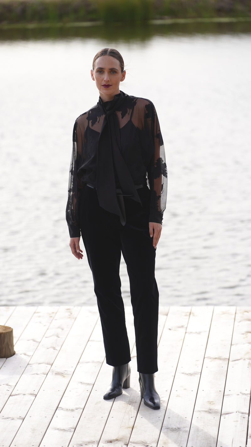 Alley Sheer Lace Blouse Black