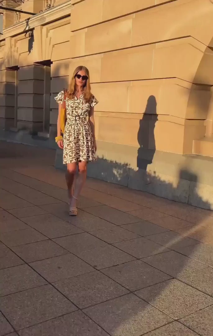 Cobblestone Shift Dress Toffee/Cream