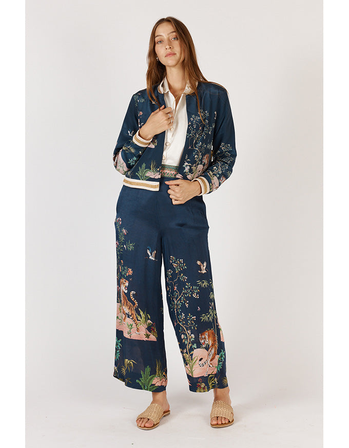 Machali Pant Navy