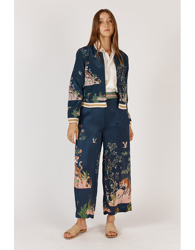 Machali Pant Navy
