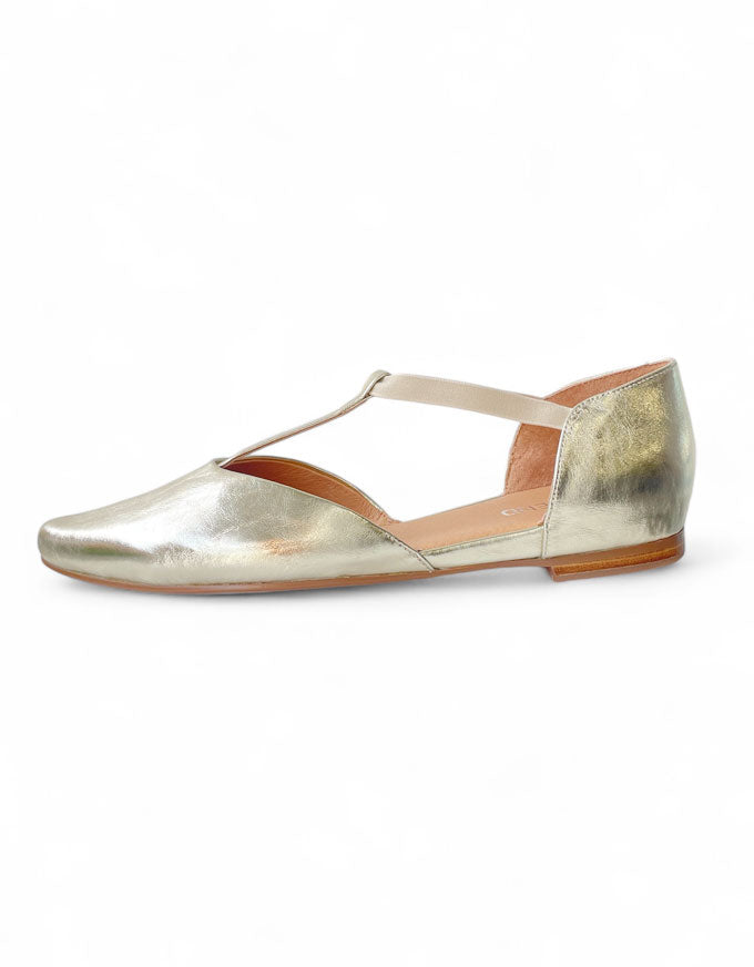 Saddie Pale Gold Crush Leather Flats