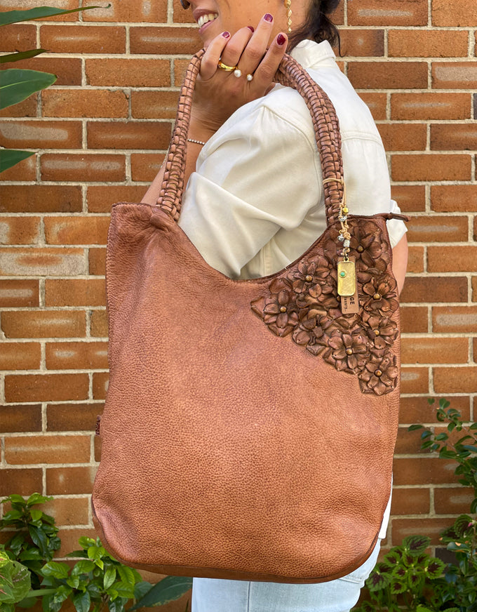 Sandy Tote Tan Leather