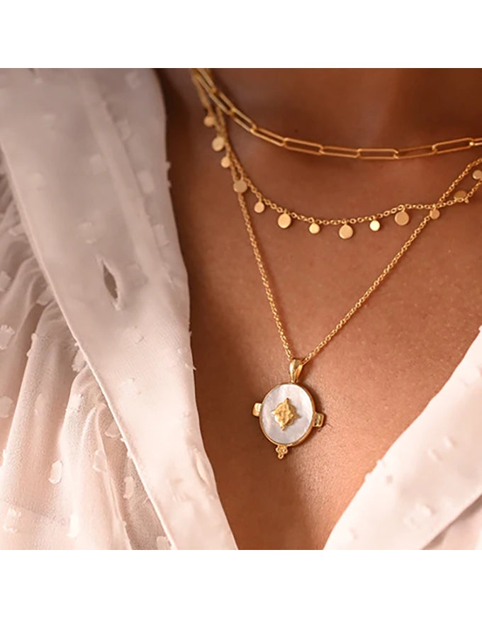 Oval Necklace w MOP 18KT YGP