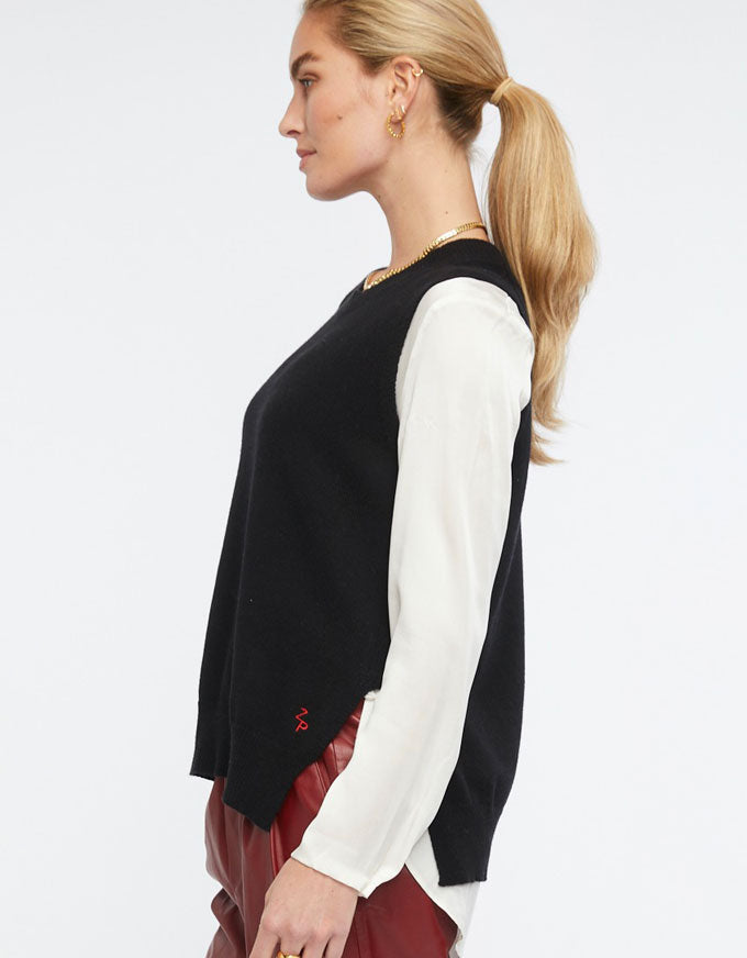 Essential Knit Vest Black