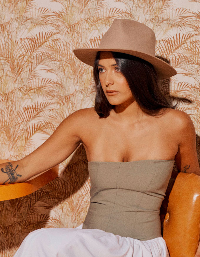 Amie Fedora Oatmeal