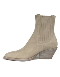 Rowe Boots Nougat Suede